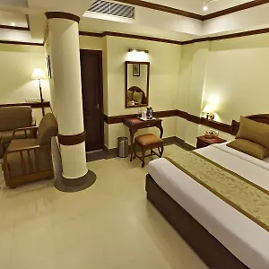 Hotel Aroor Residency, Kumbalam
